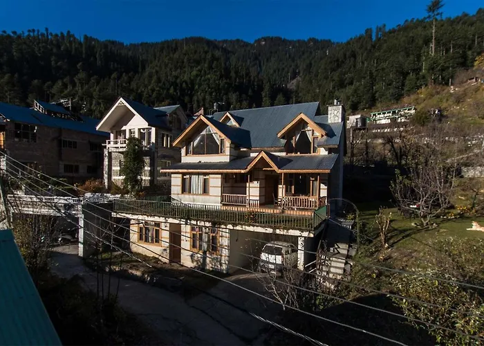 Stayvista At Jodhpur House - Heritage Stay, Manali
